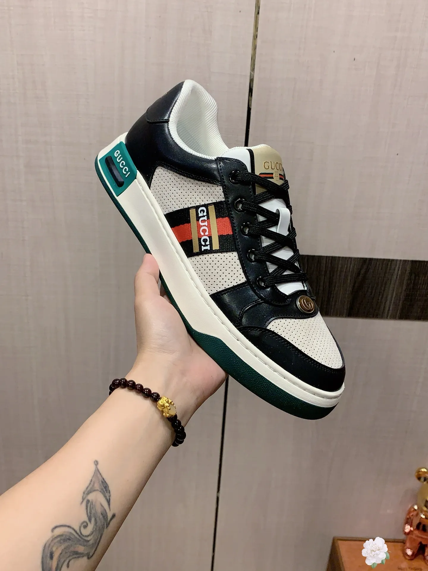 Men's Men's Shoes💰420💰💰🎩🎩[Lightning][Lightning] "Gucci*" The latest and most popular casual shoes, top brand [seduce] luxury ~ purchasing agency, top ~ quality. [Strong] The upper is made of imported breathable cowhide with fabric material ➕ Breathable sheepskin feet (•) and fine workmanship. The original stylish and stylish soft rubber wear-resistant and non-slip outsole is light and comfortable on the feet. The real thing looks better when photographed. 013: Size: 38-44, 3️⃣ colors selected